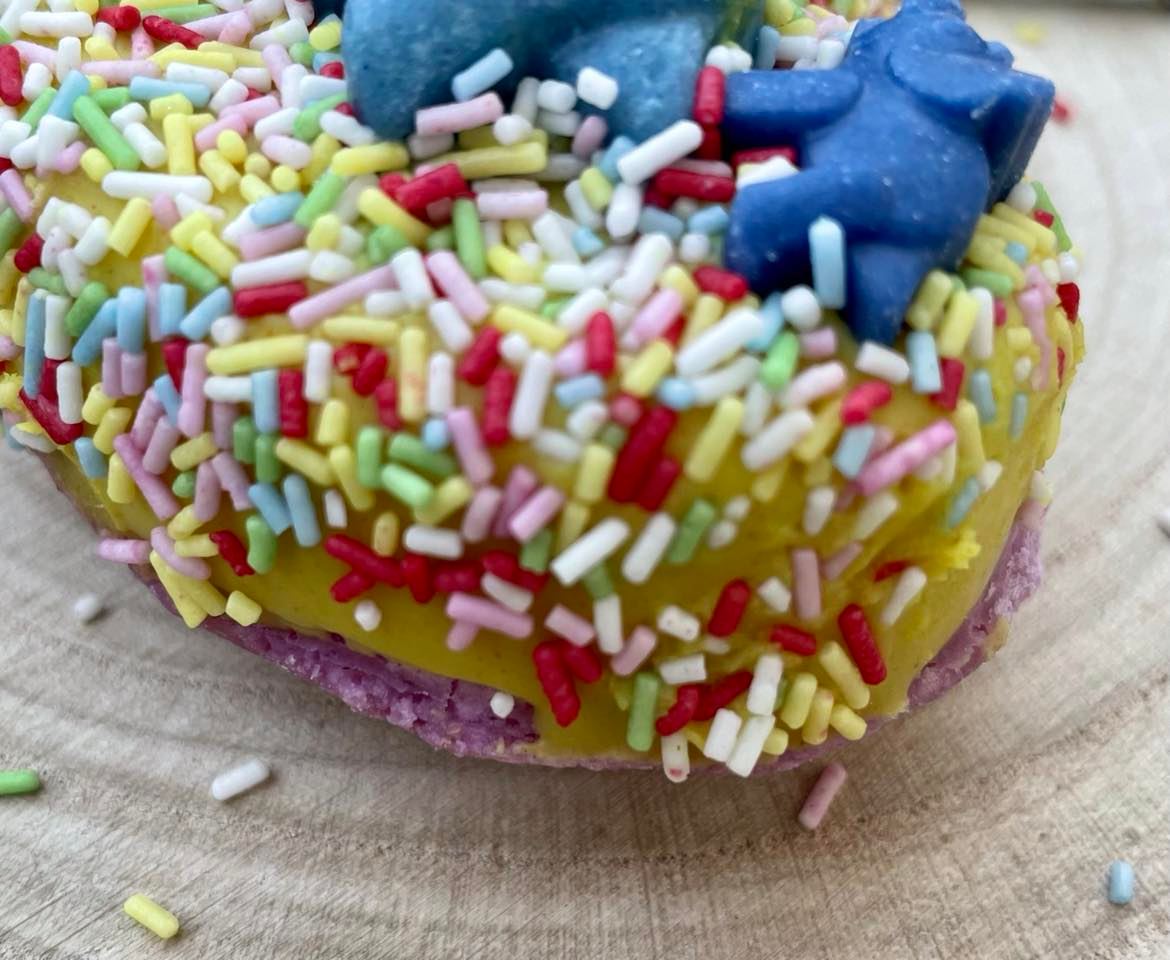 Disco Pop Badebombe 100 G – Vanilleduft, Farbenfrohes Badeerlebnis Mit Spaß-Effekt, FRENCH TENDANCE